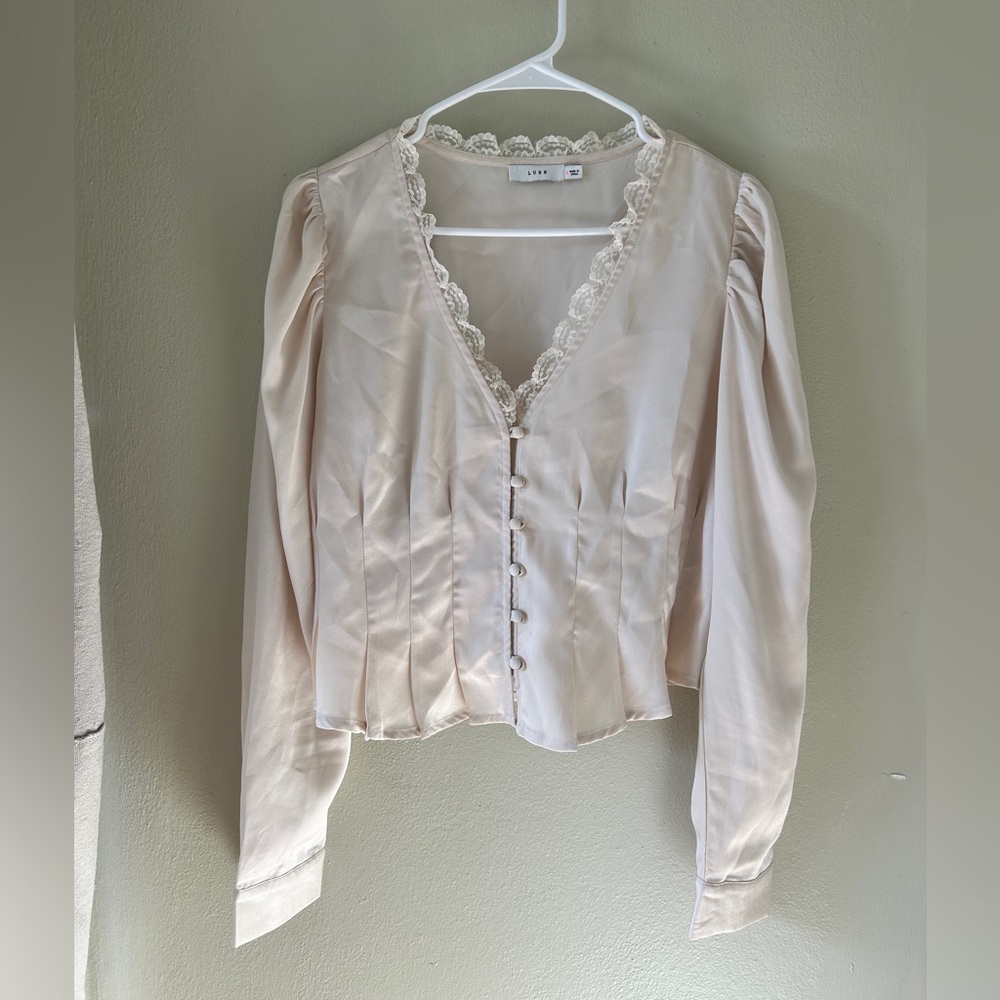 Lush Cream Ruffled Long Sleeve Blouse